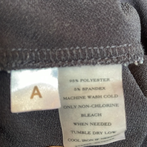 Ann Taylor black short sleeve black top - Picture 4 of 4